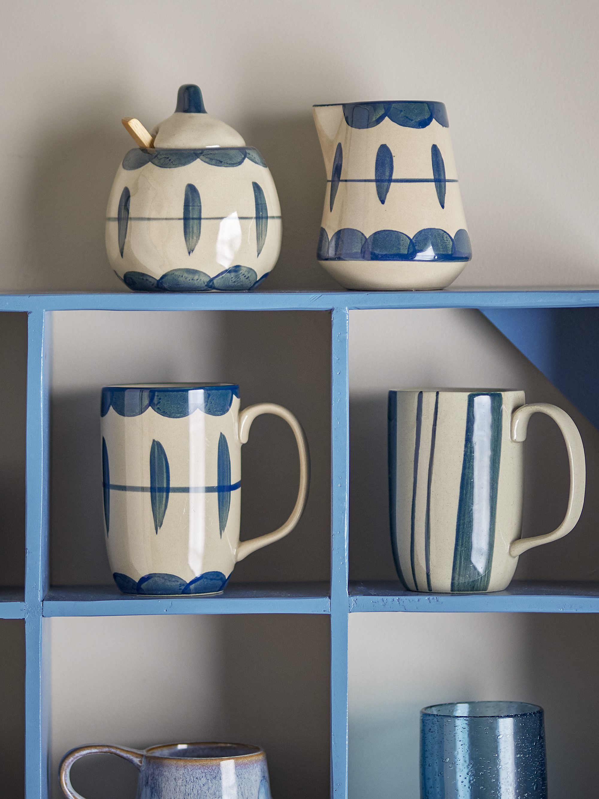 Bloomingville Cloe Becher-Set, 3-teilig – Steinzeug-Becher In Blau, 380 Ml Fassungsvermögen, 9,5 X 10 Cm