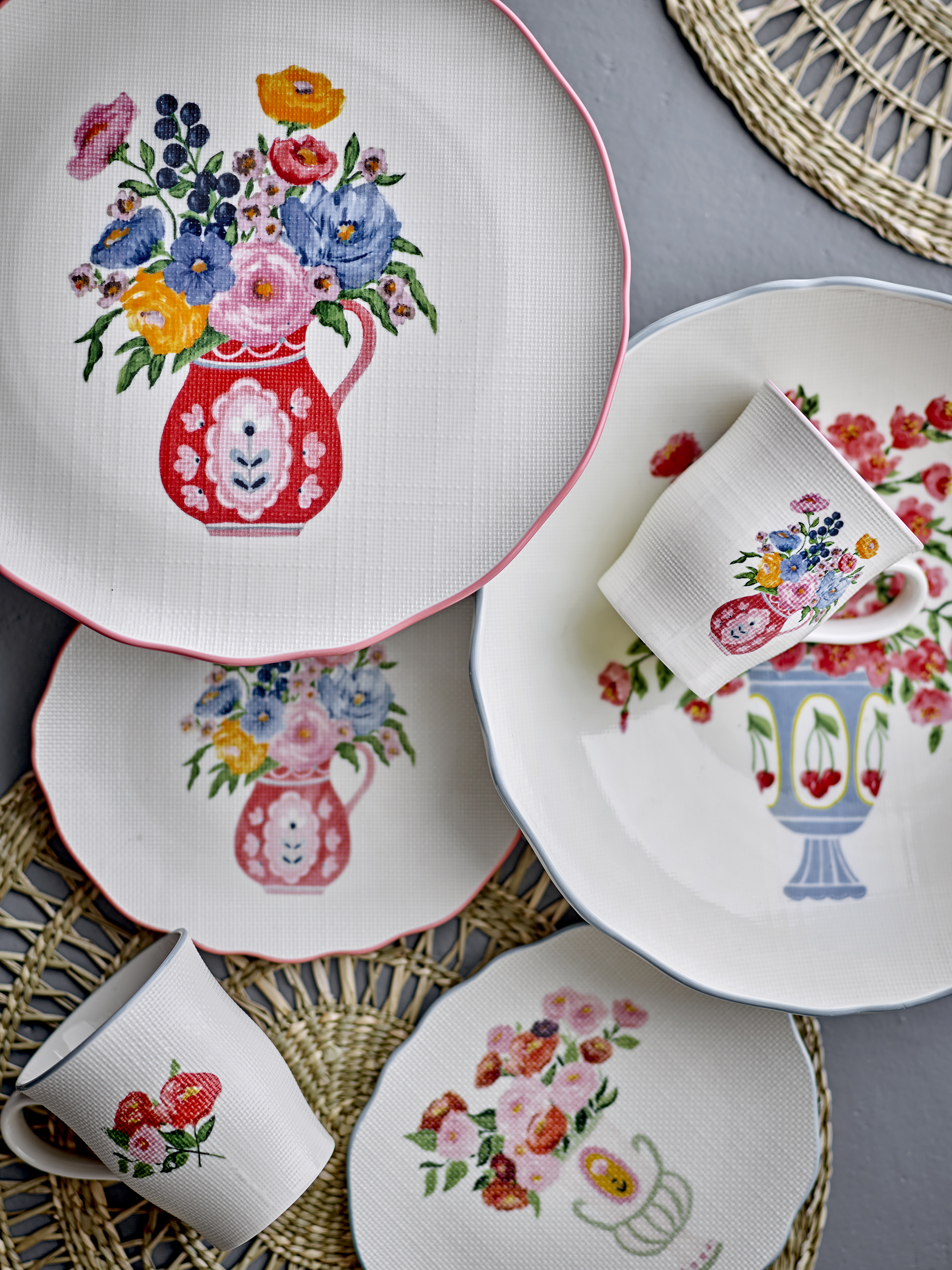 Dorothy Plate, Multi, Stoneware