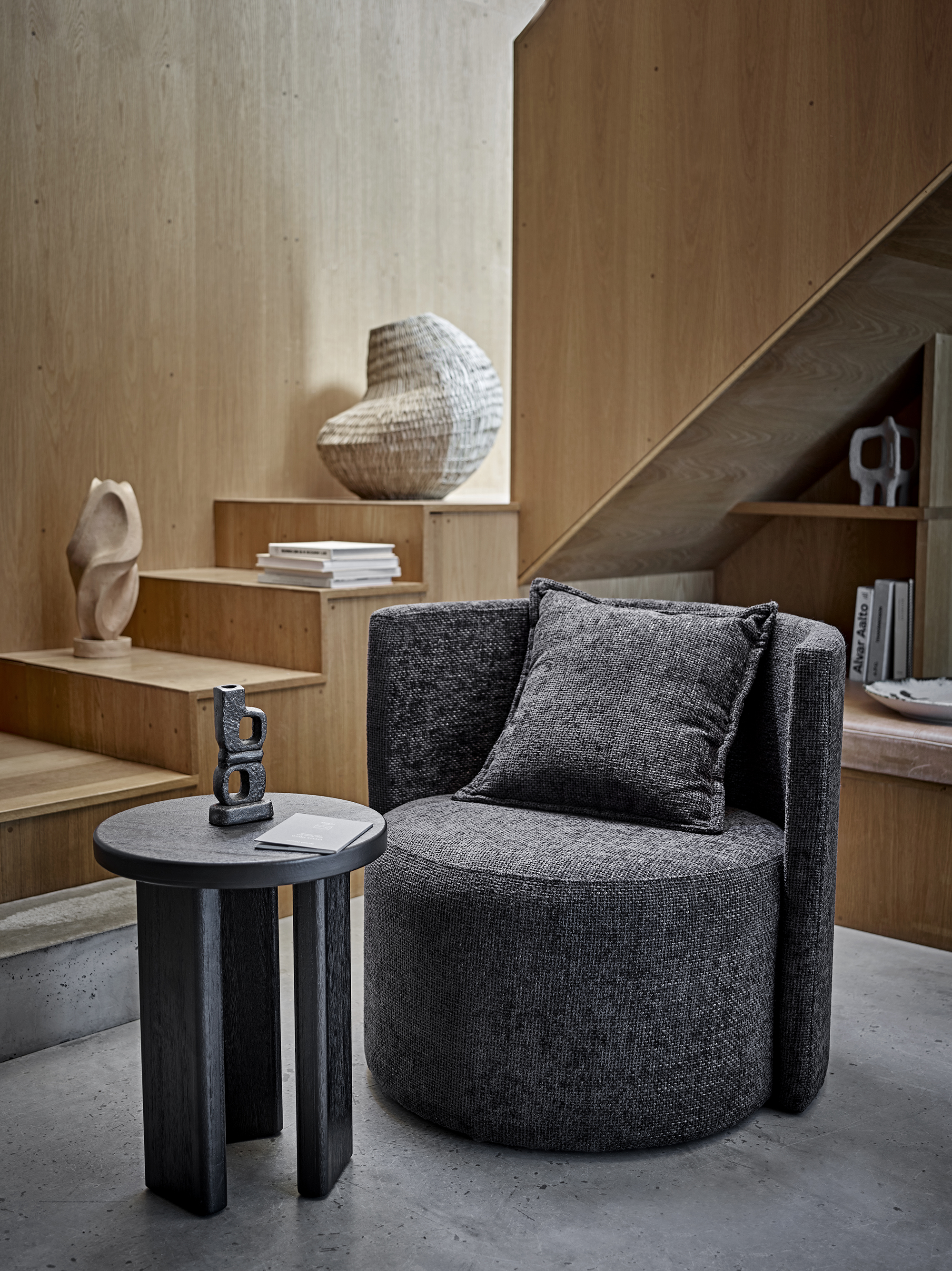 Aio Side Table, Black, MDF