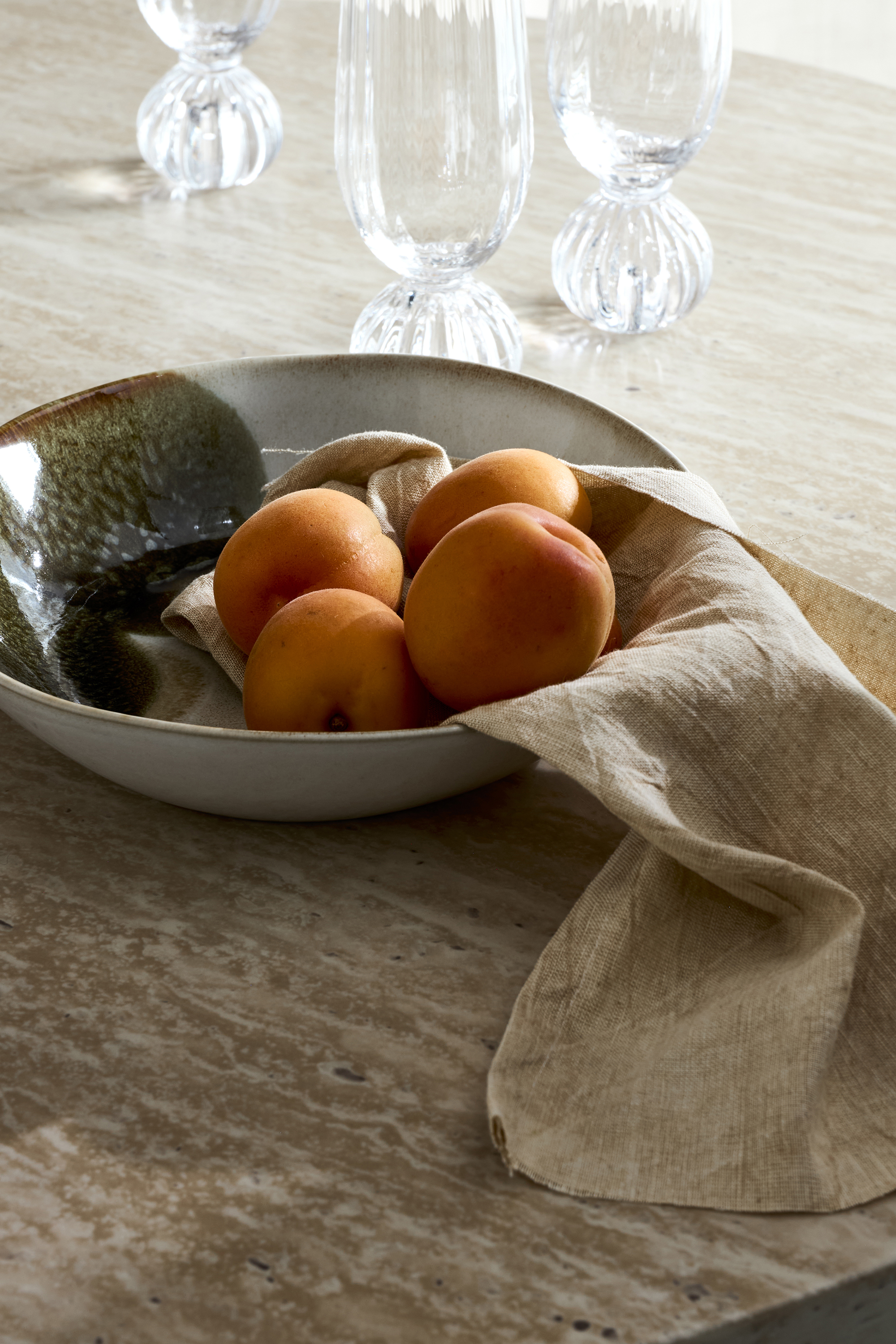 Jules Plate Deep, Green, Stoneware