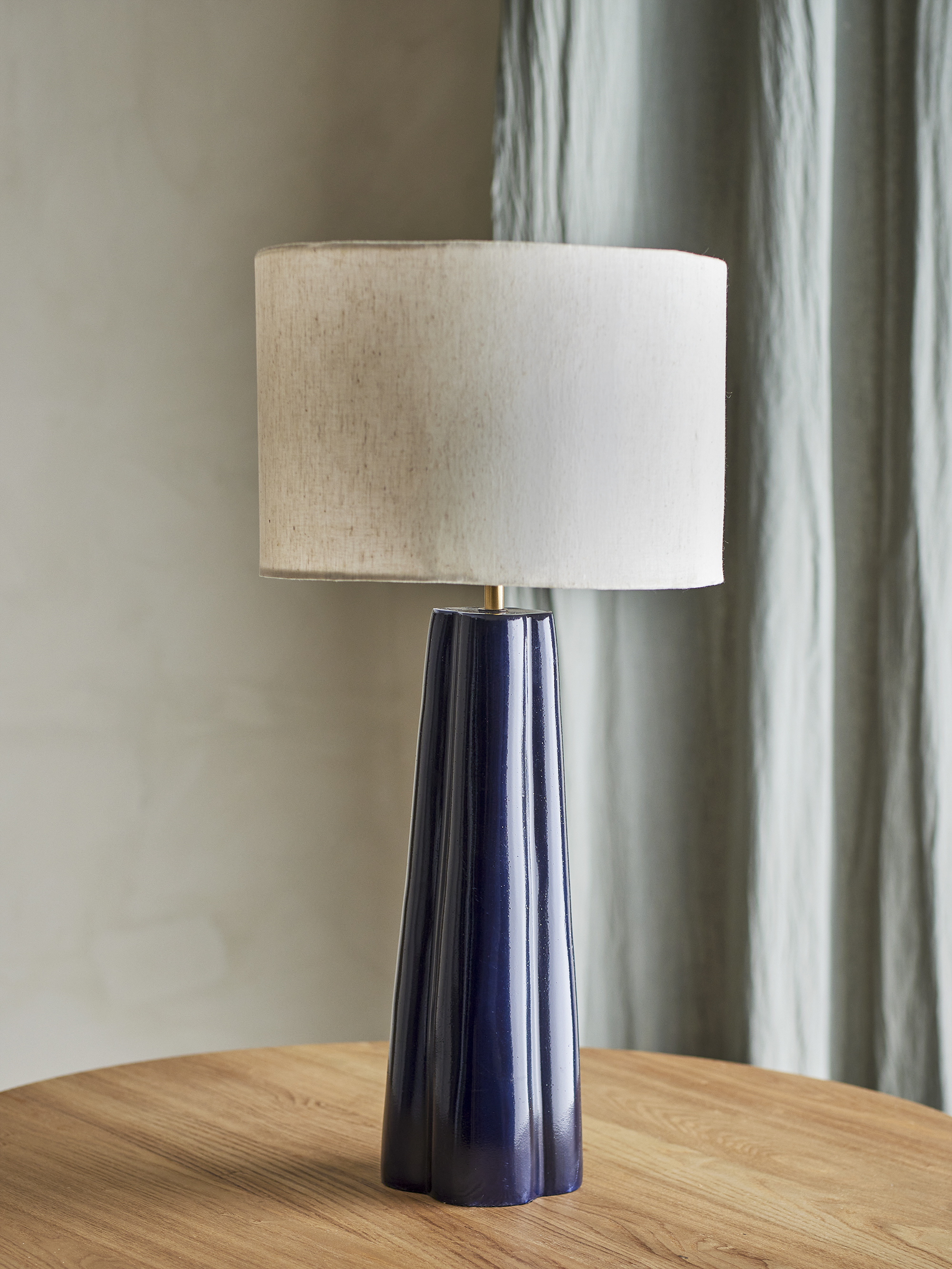 Cornelie Table lamp, Blue, Aluminum